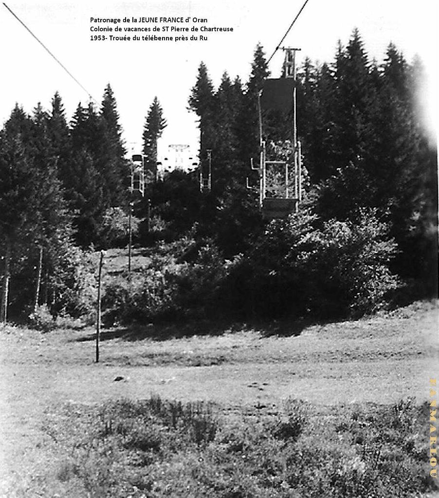 COLO JEUNE FRANCE 1953 la trouee du telebenne pres du Ru.jpg